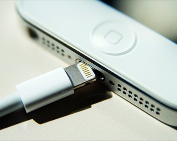 Apple призывает китайцев использовать только оригинальные зарядные устройства