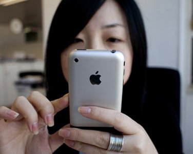 Пользователи iOS любят посидеть в Интернете