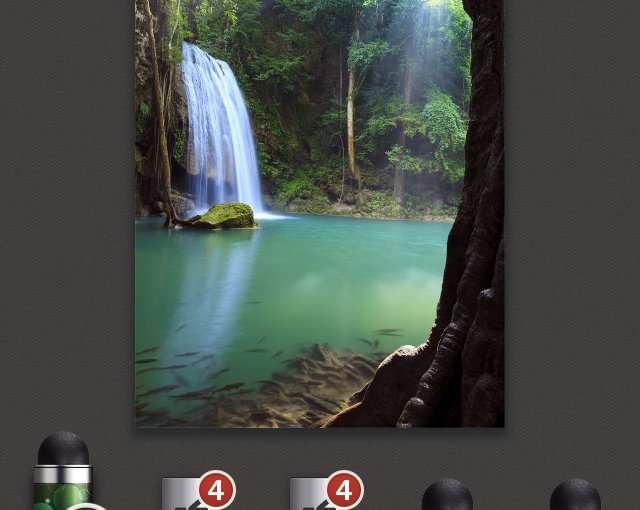 Repix - Inspiring Photo Editor.</p>
<p>Отличный фоторедактор